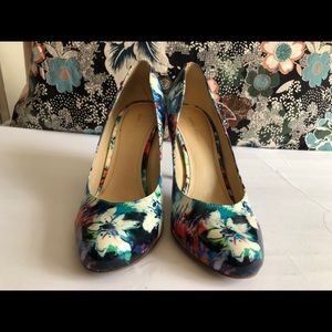 Marc Fisher Patent Leather Heal pumps. Size 10